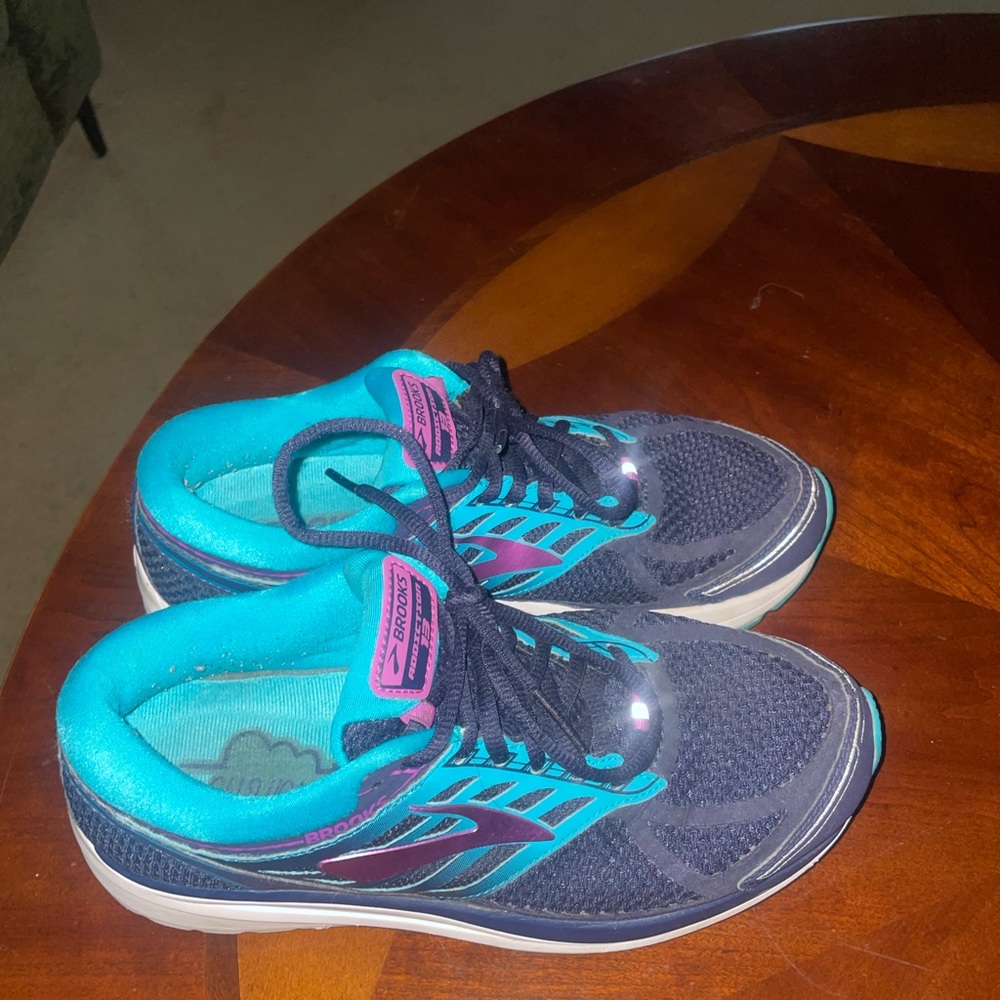 Brooks Addiction Women's Dark Blue and Aqua Sneakers